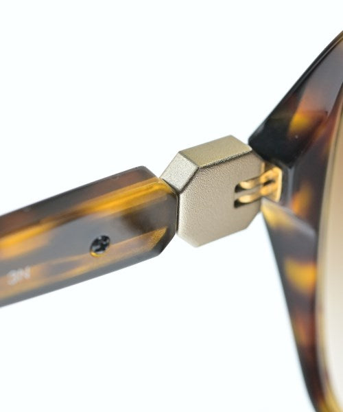 CHANEL แว่นกันแดด