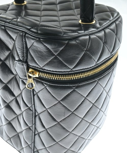 CHANEL กระเป๋าถือ