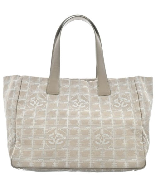 CHANEL กระเป๋าถือขนาดใหญ่