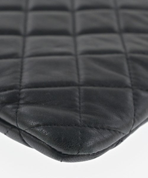 CHANEL คลัตช์