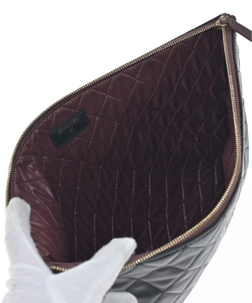 CHANEL คลัตช์