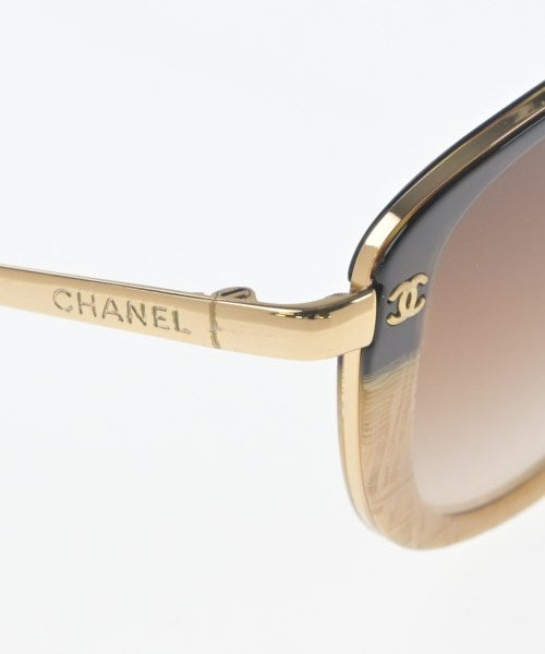 CHANEL แว่นกันแดด