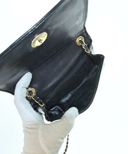 CHANEL กระเป๋าสะพาย