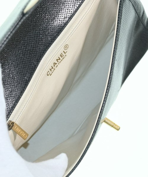 CHANEL กระเป๋าถือ