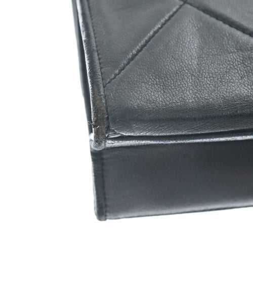 CHANEL กระเป๋าสะพาย