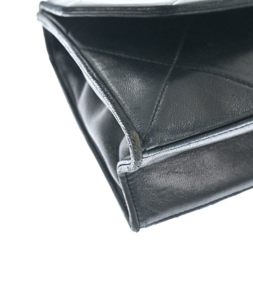 CHANEL กระเป๋าสะพาย