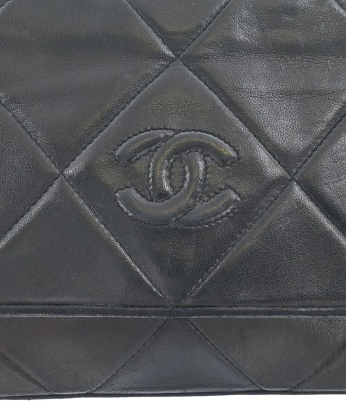 CHANEL กระเป๋าสะพาย