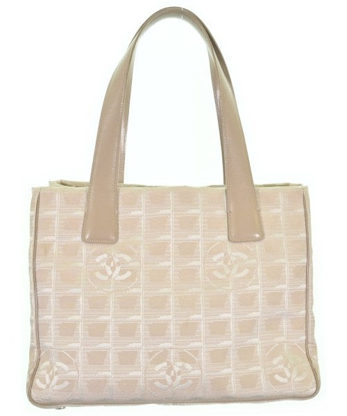 CHANEL กระเป๋าถือขนาดใหญ่