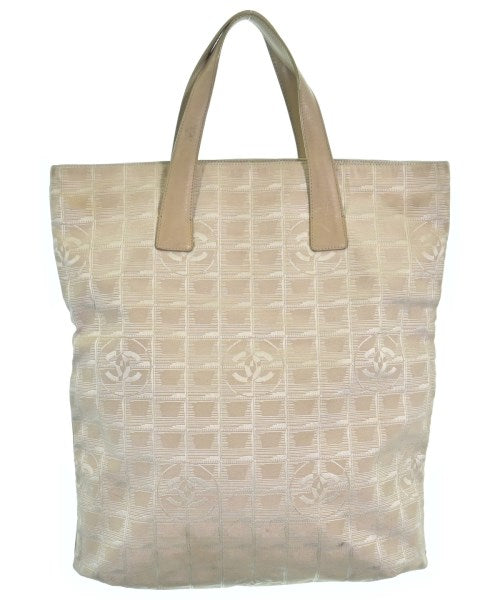 CHANEL กระเป๋าถือขนาดใหญ่