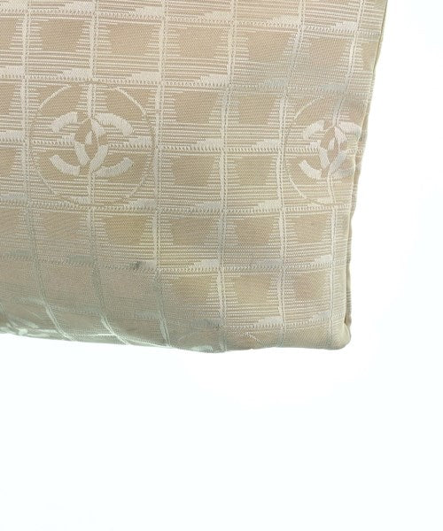 CHANEL กระเป๋าถือขนาดใหญ่
