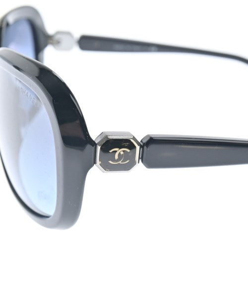 CHANEL แว่นกันแดด