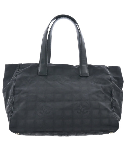 CHANEL กระเป๋าถือขนาดใหญ่