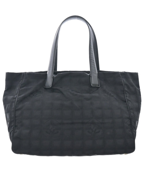 CHANEL กระเป๋าถือขนาดใหญ่