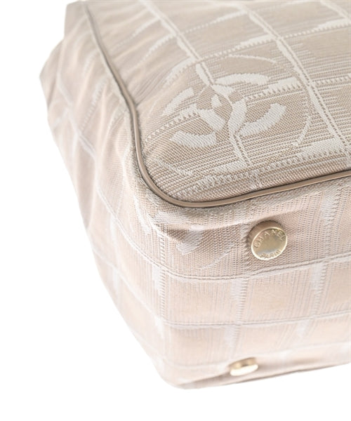 CHANEL กระเป๋าถือขนาดใหญ่