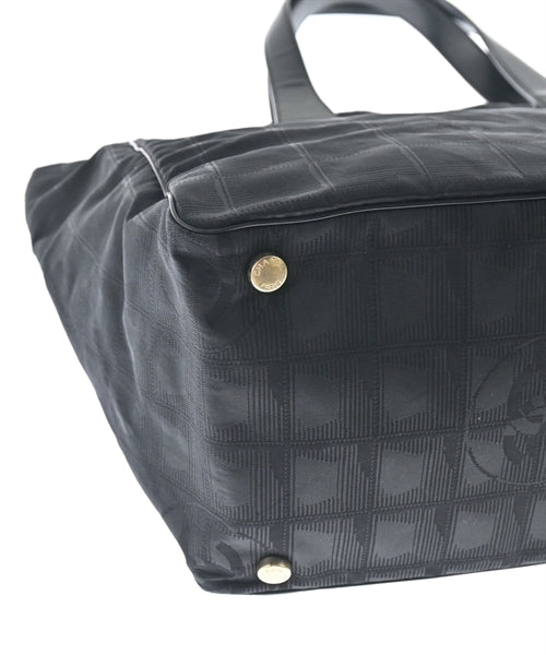 CHANEL กระเป๋าถือขนาดใหญ่