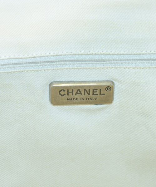 CHANEL กระเป๋าถือขนาดใหญ่