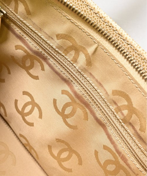 CHANEL กระเป๋าถือขนาดใหญ่