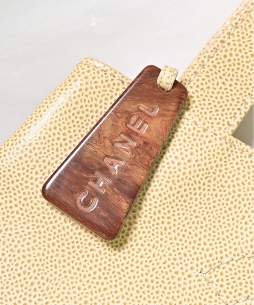 CHANEL กระเป๋าถือขนาดใหญ่