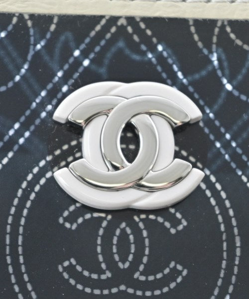 CHANEL กระเป๋าสะพาย