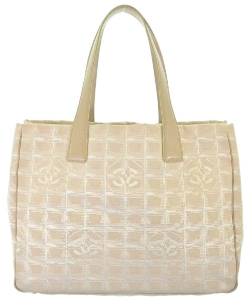 CHANEL กระเป๋าถือขนาดใหญ่