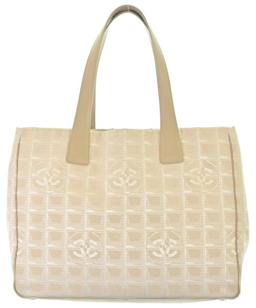 CHANEL กระเป๋าถือขนาดใหญ่