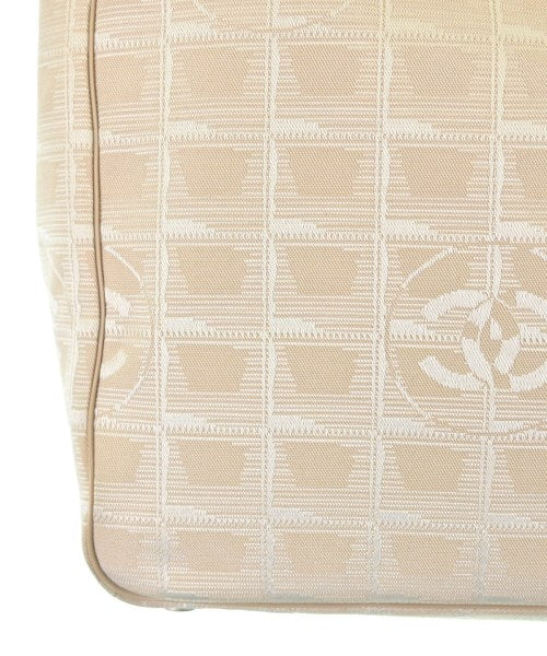 CHANEL กระเป๋าถือขนาดใหญ่