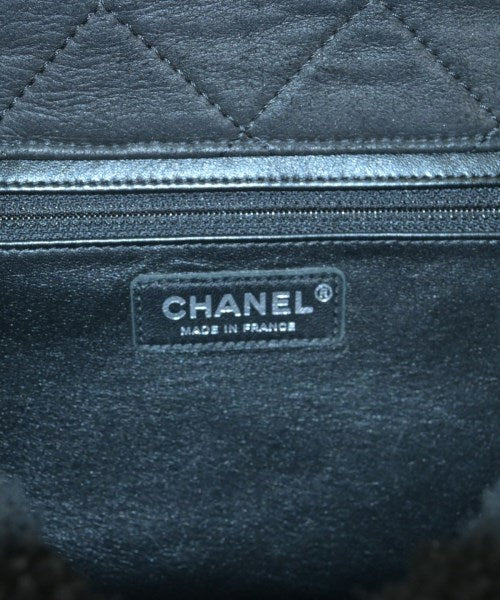 CHANEL กระเป๋าถือ