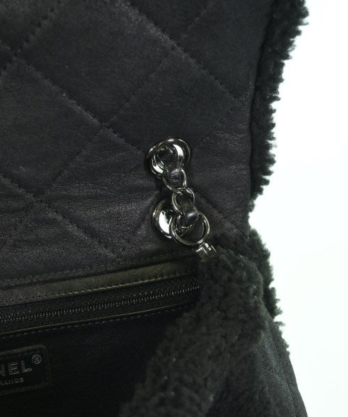 CHANEL กระเป๋าถือ
