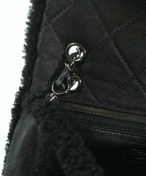 CHANEL กระเป๋าถือ