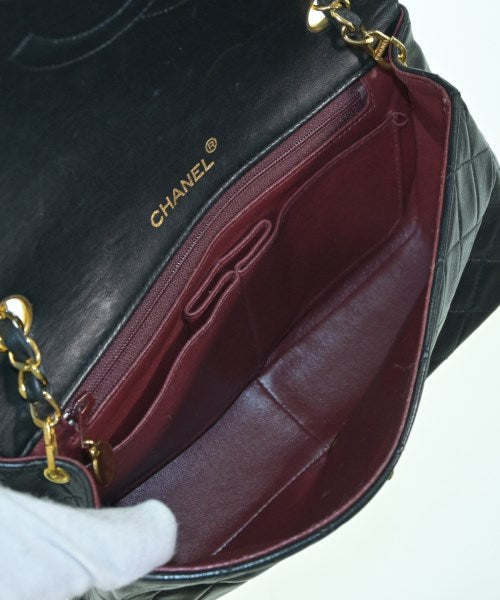 CHANEL กระเป๋าสะพาย
