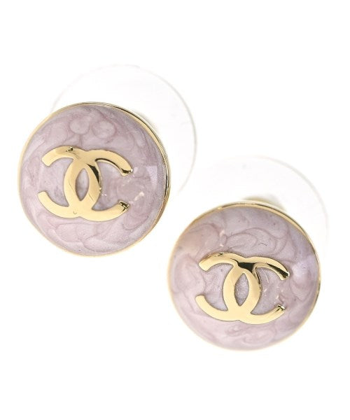 CHANEL เจาะ