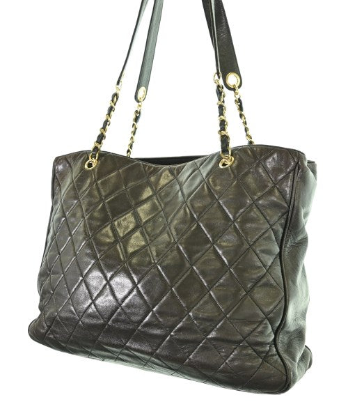 CHANEL กระเป๋าถือขนาดใหญ่