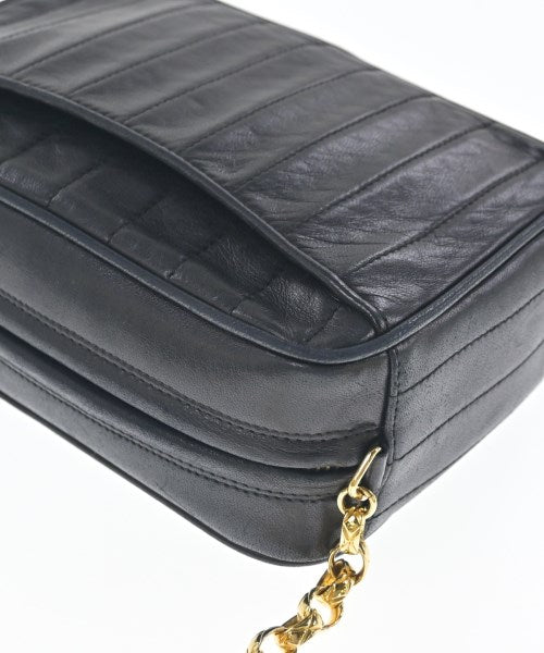 CHANEL กระเป๋าสะพาย