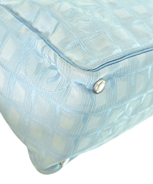 CHANEL กระเป๋าถือขนาดใหญ่