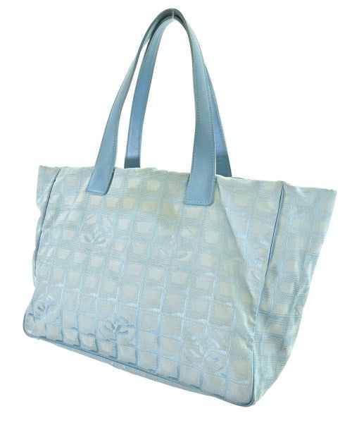 CHANEL กระเป๋าถือขนาดใหญ่