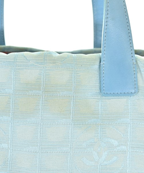 CHANEL กระเป๋าถือขนาดใหญ่