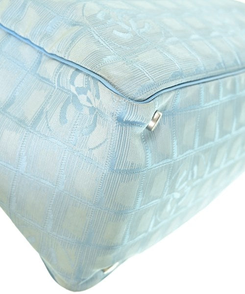 CHANEL กระเป๋าถือขนาดใหญ่