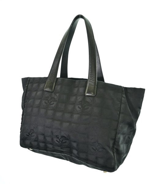 CHANEL กระเป๋าถือขนาดใหญ่