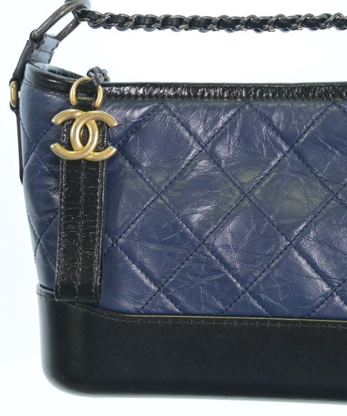 CHANEL กระเป๋าสะพาย