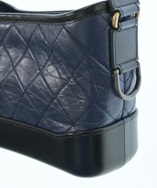 CHANEL กระเป๋าสะพาย