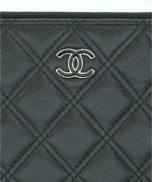 CHANEL คลัตช์