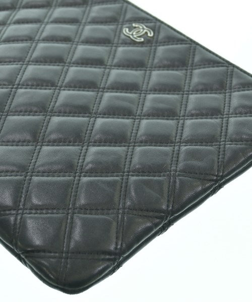 CHANEL คลัตช์