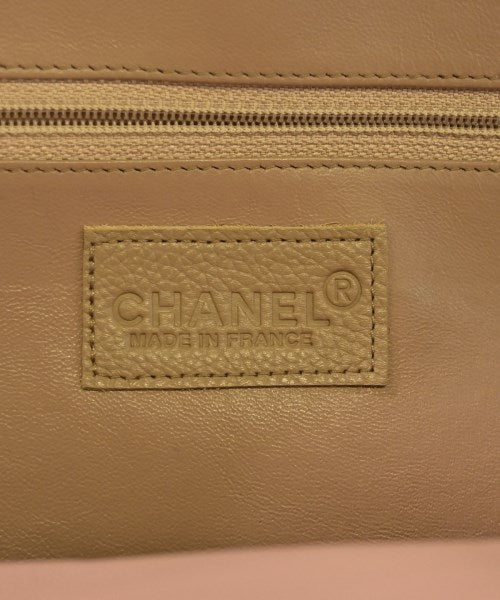 CHANEL กระเป๋าใส่อุปกรณ์ขนาดใหญ่