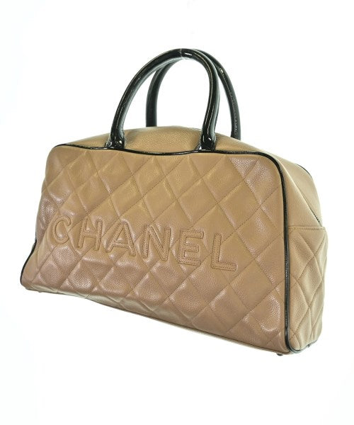 CHANEL กระเป๋าใส่อุปกรณ์ขนาดใหญ่