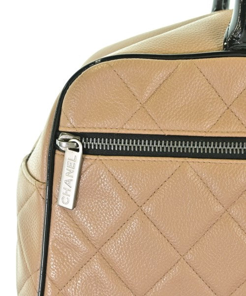 CHANEL กระเป๋าใส่อุปกรณ์ขนาดใหญ่