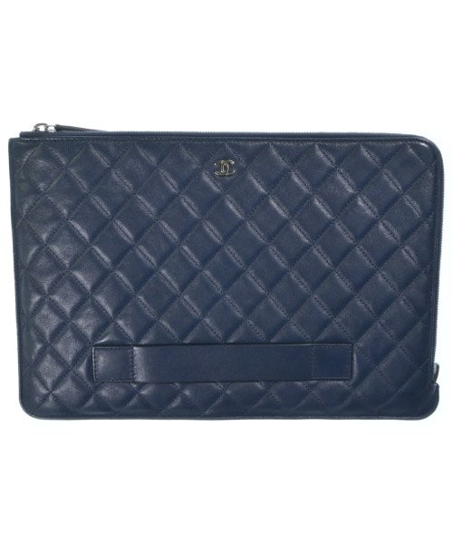 CHANEL คลัตช์