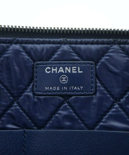 CHANEL คลัตช์