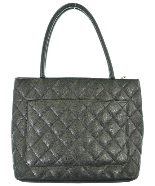 CHANEL กระเป๋าถือขนาดใหญ่