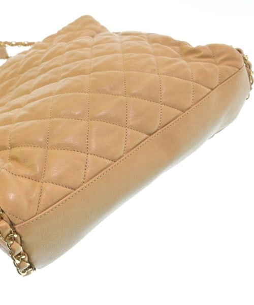 CHANEL กระเป๋าสะพาย