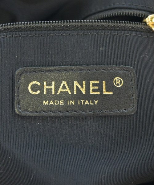 CHANEL กระเป๋าสะพาย